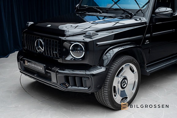 Mercedes-Benz G63 9 of 23