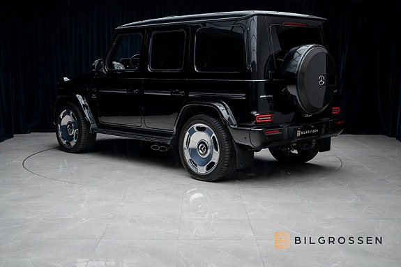 Mercedes-Benz G63 3 of 5