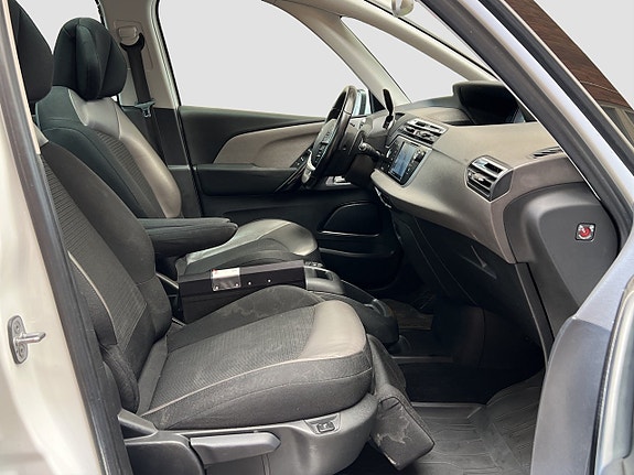 Citroen Grand C4 Picasso 16 of 22