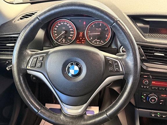 BMW X1 11 of 14