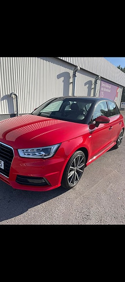 Audi A1 2 of 3