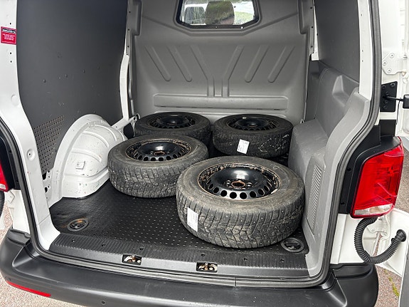 Volkswagen Transporter 8 of 8