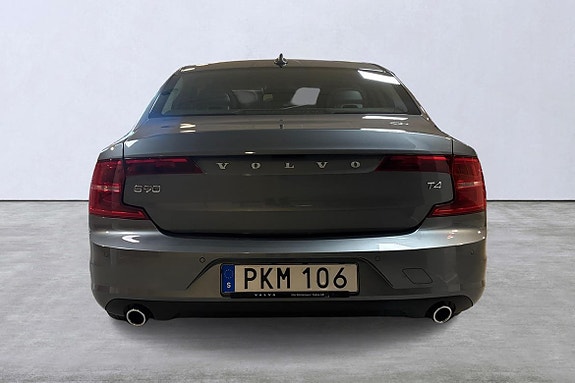Volvo S90 3 of 5