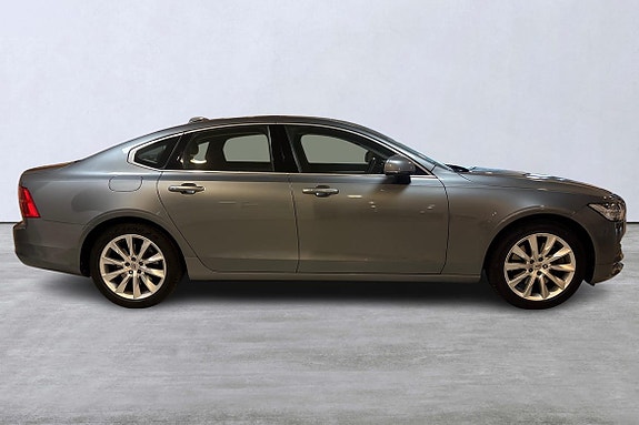 Volvo S90 4 of 5