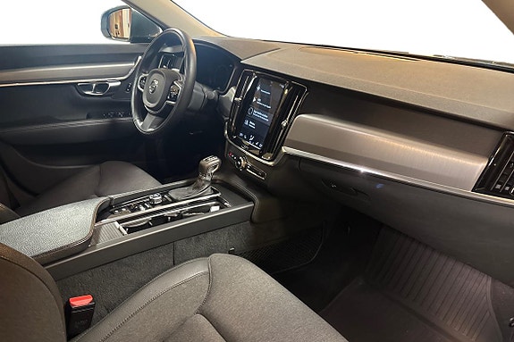 Volvo S90 10 of 15
