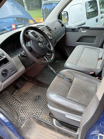 Volkswagen Transporter 4 of 5