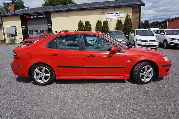 Saab 9-3 2 of 5
