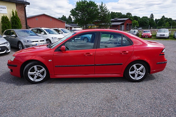 Saab 9-3 4 of 5