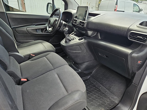 Citroen Berlingo 14 of 27