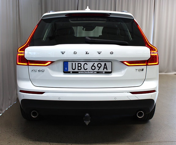Volvo XC60 4 of 5