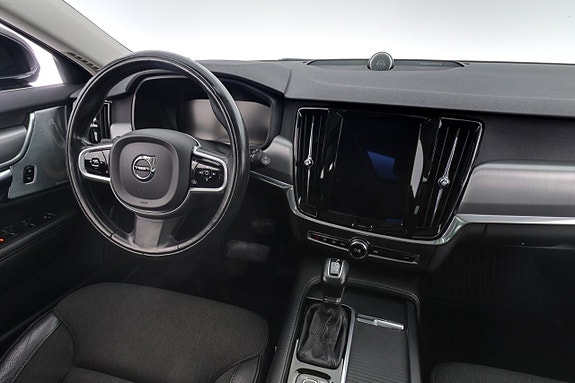 Volvo V90 15 of 30