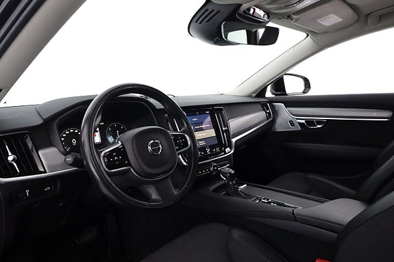Volvo V90 11 of 30