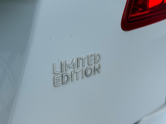 Peugeot 308 10 of 15