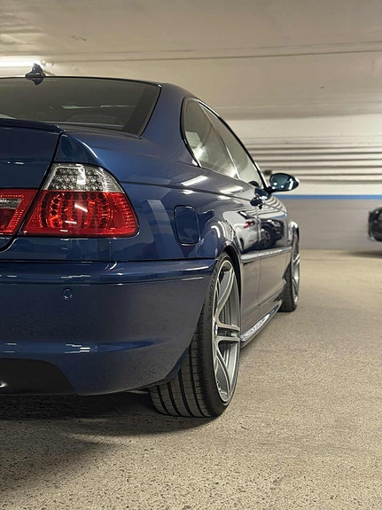 BMW 330Ci 4 of 5