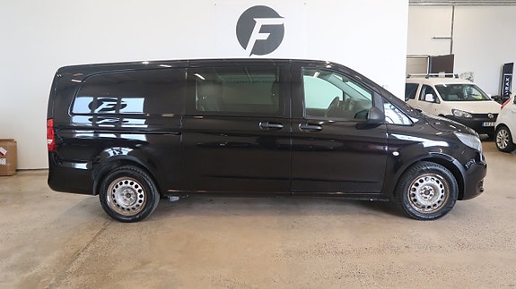 Mercedes-Benz Vito 108 3 of 5