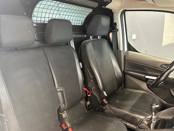 Ford Transit Connect 9 of 15