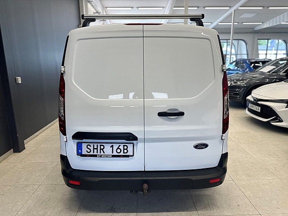 Ford Transit Connect 7 of 15