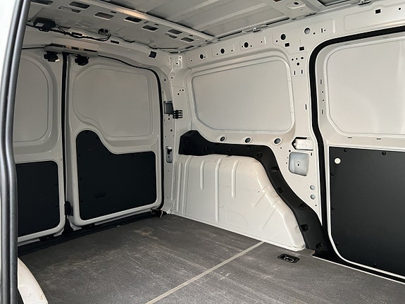 Volkswagen Caddy 15 of 30