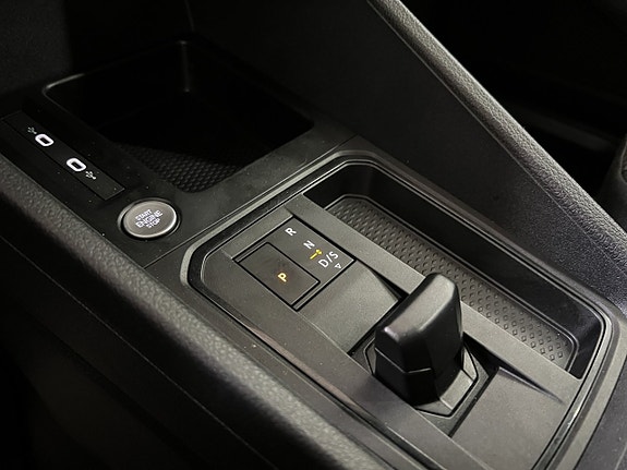 Volkswagen Caddy 28 of 30
