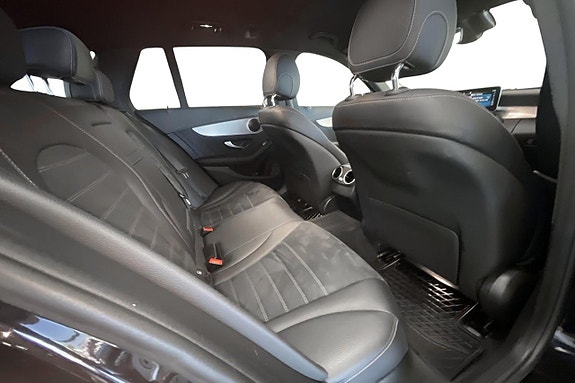Mercedes-Benz C300 de 12 of 21