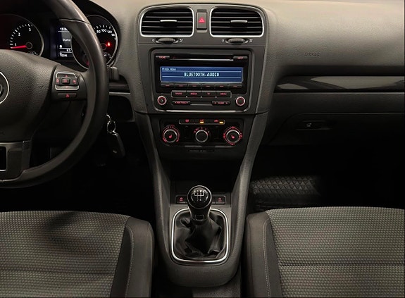 Volkswagen Golf VI 10 of 19