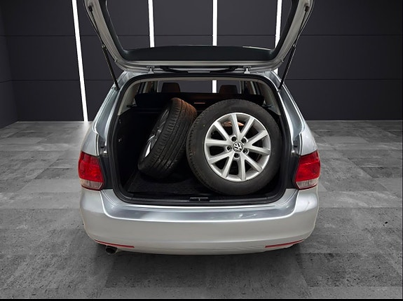 Volkswagen Golf VI 6 of 19