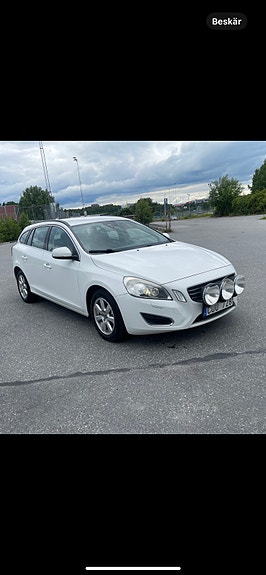 Volvo V60 3 of 5
