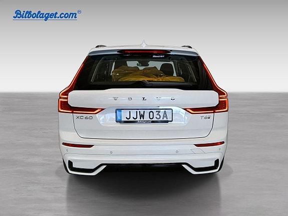 Volvo XC60 5 of 15