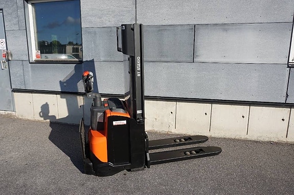 Toyota SWE120 5 of 8