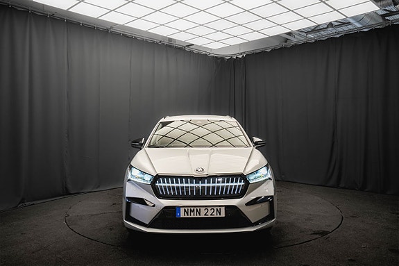 Skoda Enyaq 4 of 5