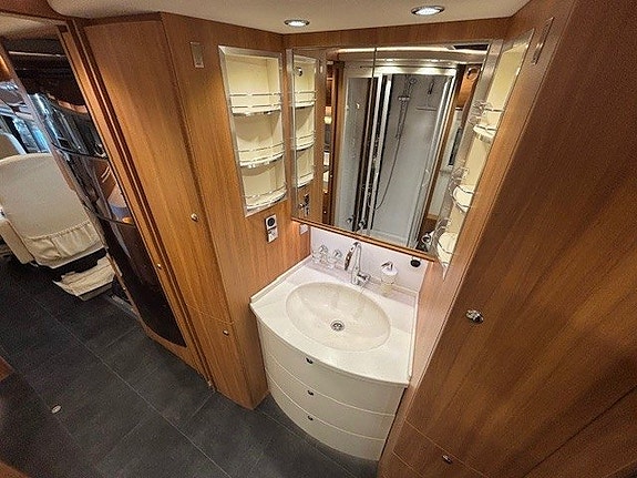 Concorde CHARISMA III 850L 18 of 21