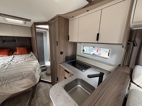 Kabe TRAVEL MASTER NOVUM N 750 LXL 11 of 21