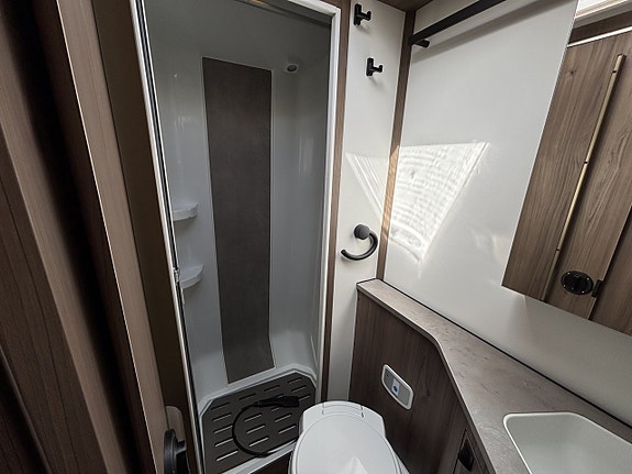 Kabe TRAVEL MASTER NOVUM N 750 LXL 15 of 21
