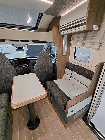 CI MAGIS 87 XT 5 of 5