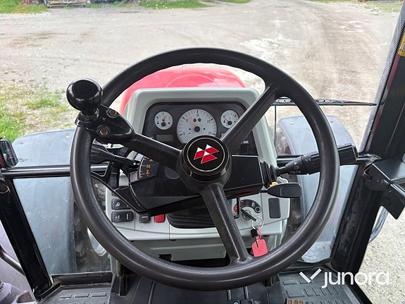 Traktor - Massey Ferguson 5480 med dubbelmontage 12 of 30
