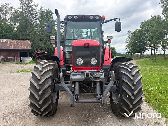 Traktor - Massey Ferguson 5480 med dubbelmontage 8 of 30