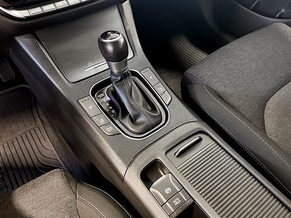 Hyundai i30 12 of 17
