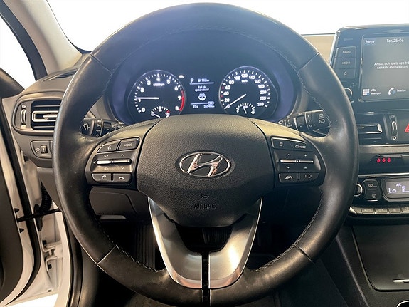 Hyundai i30 7 of 17