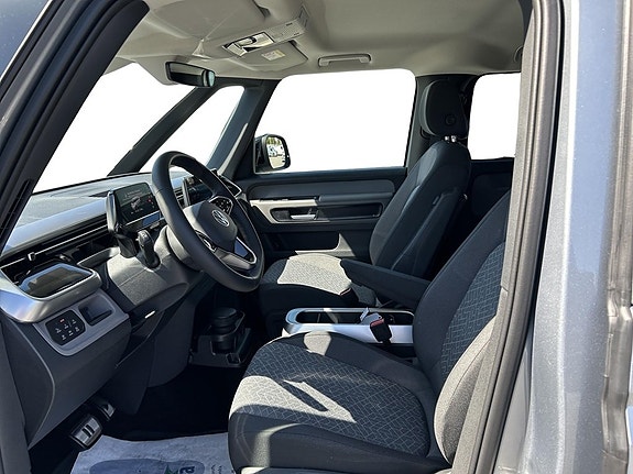 Volkswagen ID. Buzz 10 of 12
