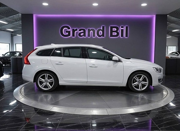 Volvo V60 3 of 5