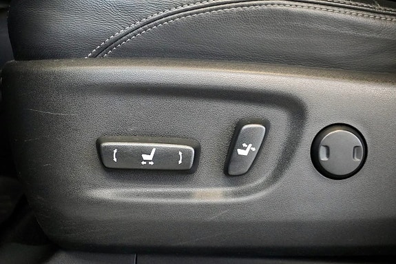 Toyota Land Cruiser 19 of 24