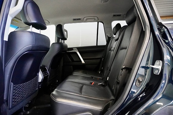 Toyota Land Cruiser 20 of 24