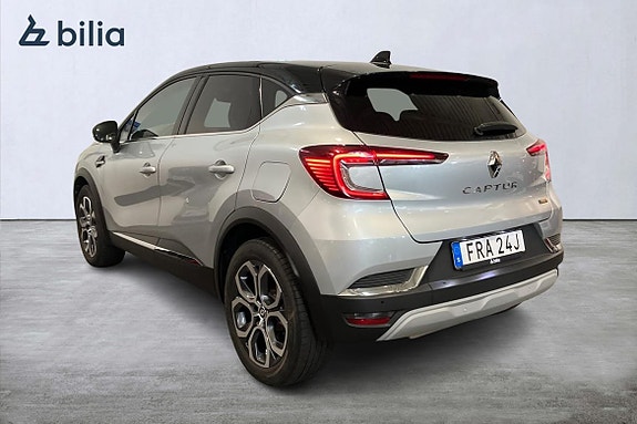 Renault Captur 2 of 5