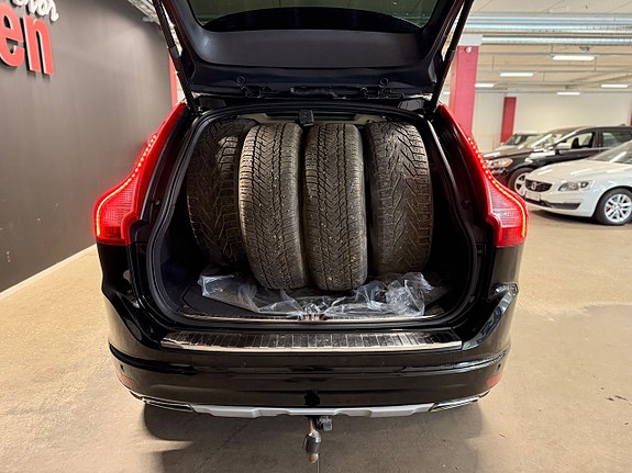 Volvo XC60 4 of 15
