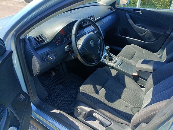 Volkswagen Passat 6 of 7
