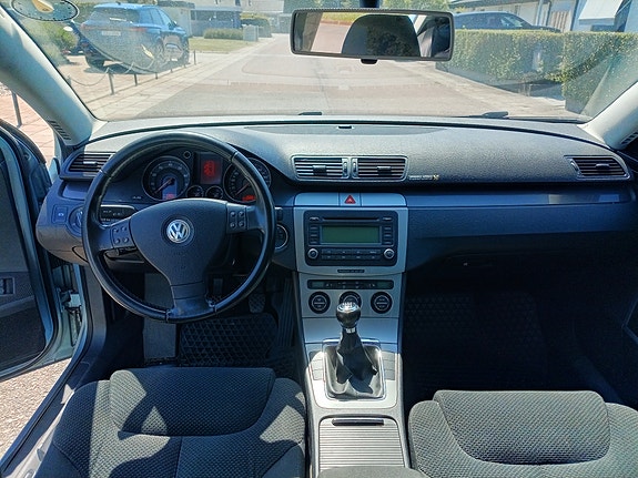 Volkswagen Passat 5 of 5