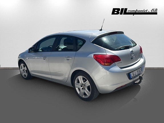 Opel Astra 6 of 15