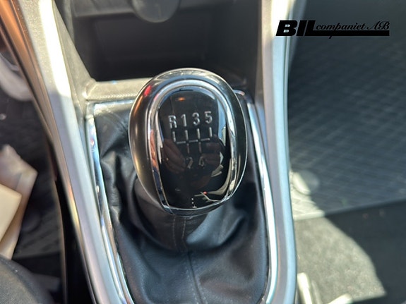 Opel Astra 12 of 15