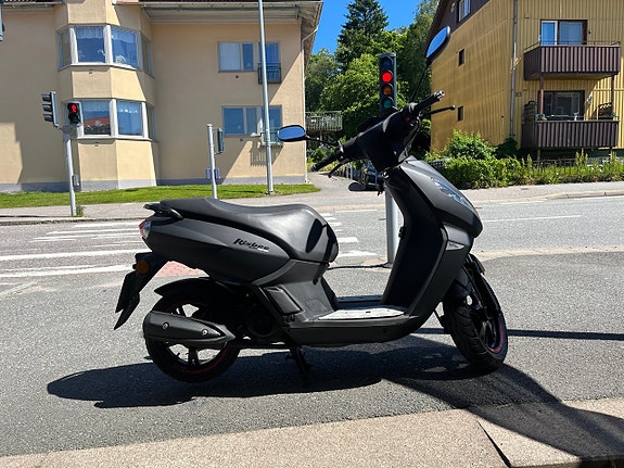Peugeot Kisbee Black edition Moped klass 1 2 of 11