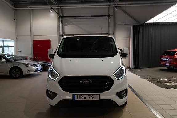 Ford Transit Custom 3 of 20